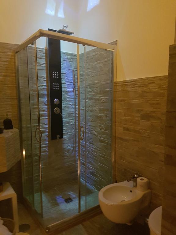 Отель Crispi Relax Рим Экстерьер фото