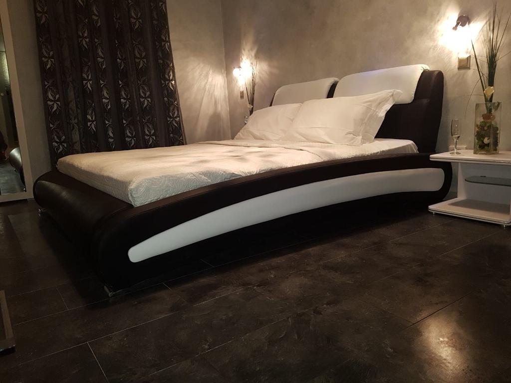 Отель Crispi Relax Рим Экстерьер фото