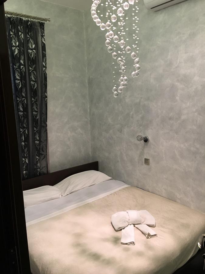 Отель Crispi Relax Рим Экстерьер фото